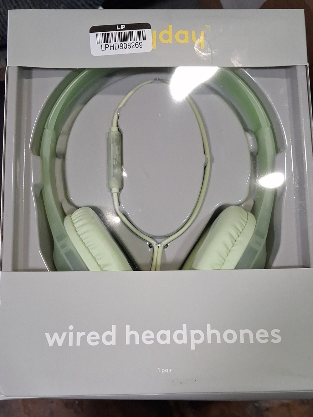 Wired Over-Ear Headphones in Mint Green